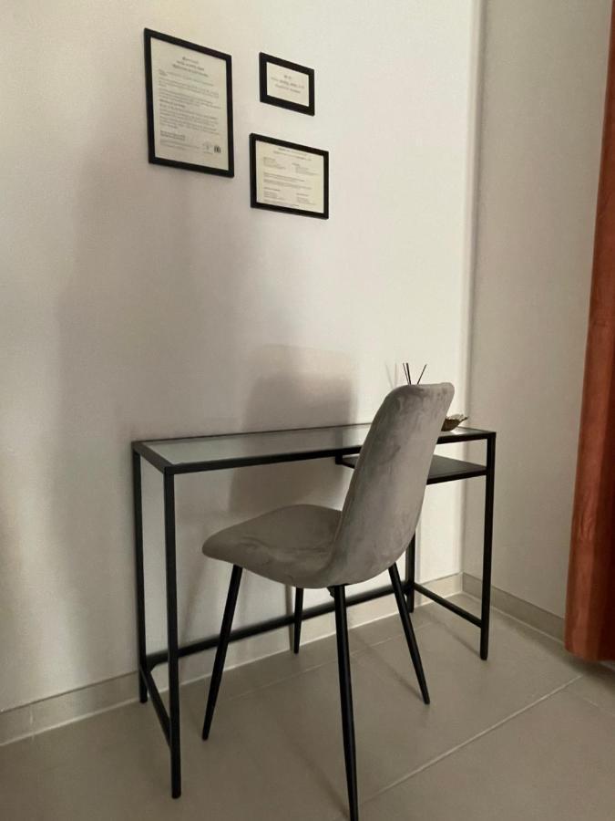B & B Piazza Angioina LʼAquila Dış mekan fotoğraf
