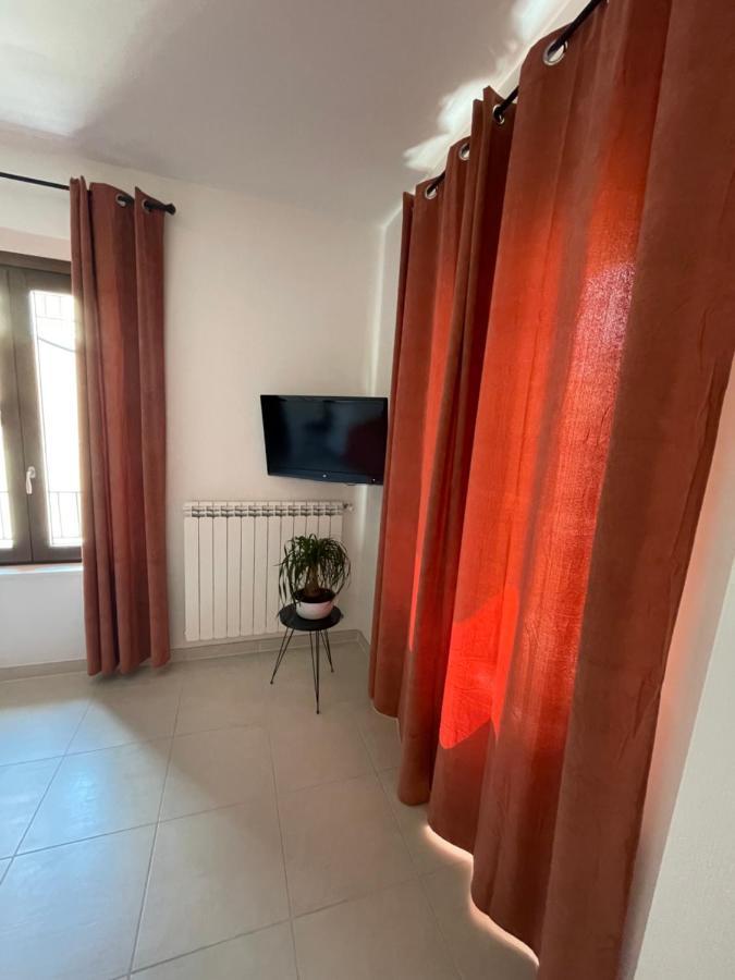 B & B Piazza Angioina LʼAquila Dış mekan fotoğraf